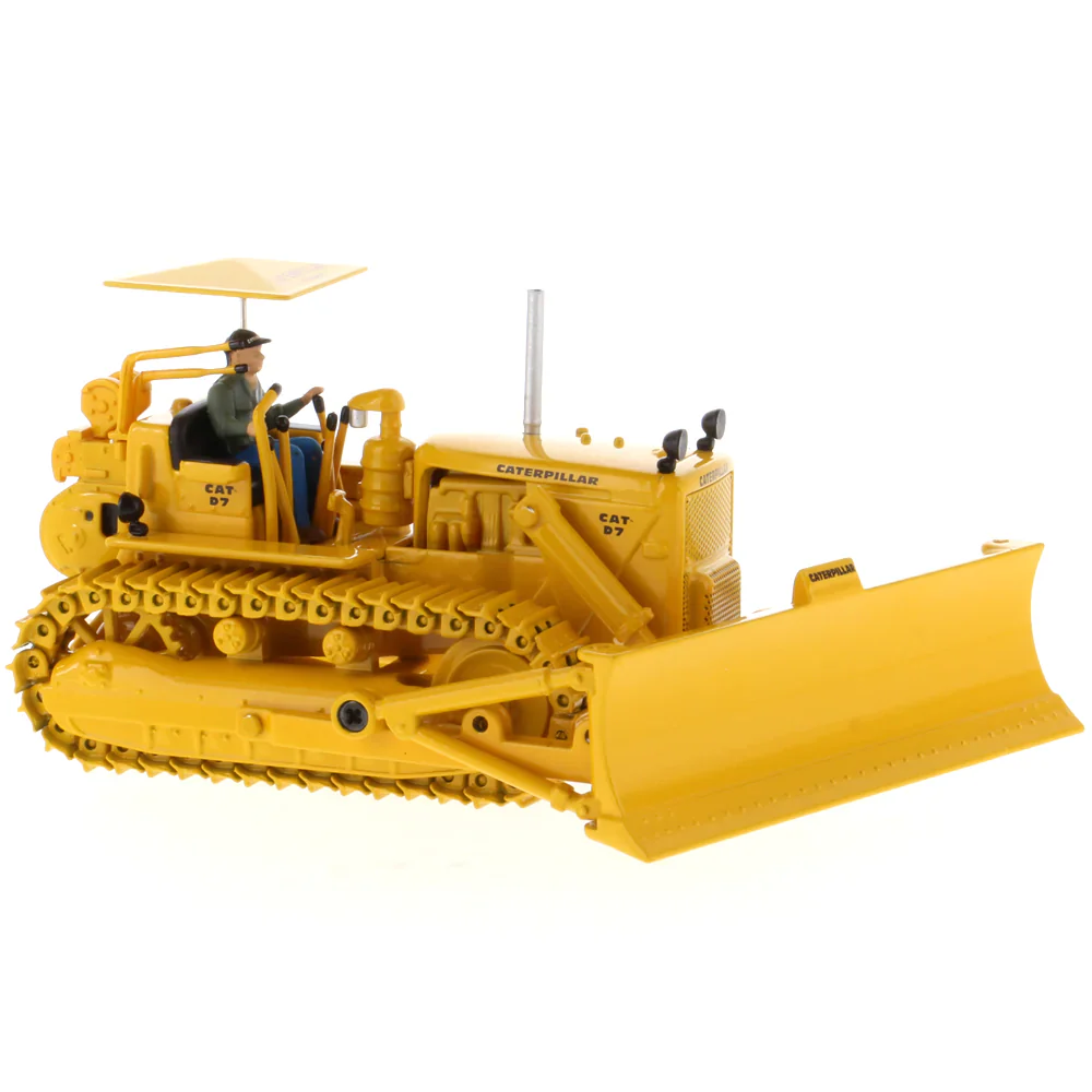 1:50 D7C Track Type Tractor - Image 2