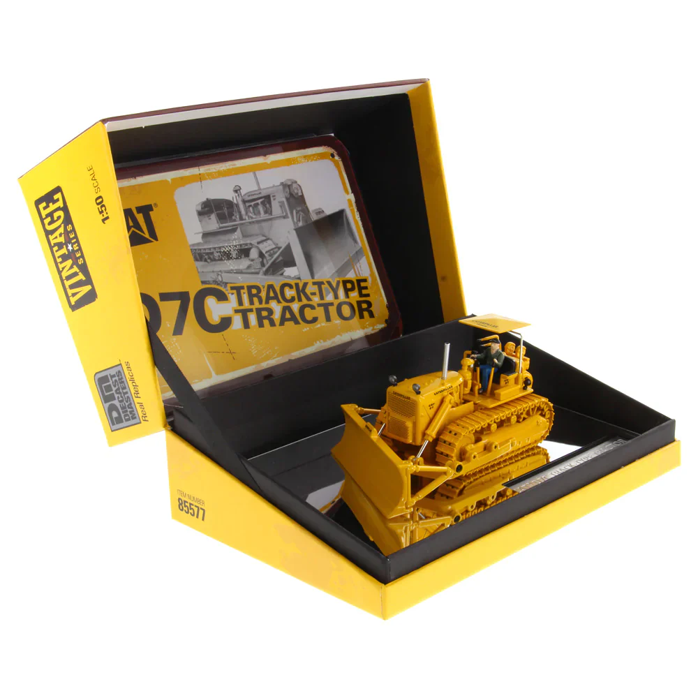 1:50 D7C Track Type Tractor - Image 4