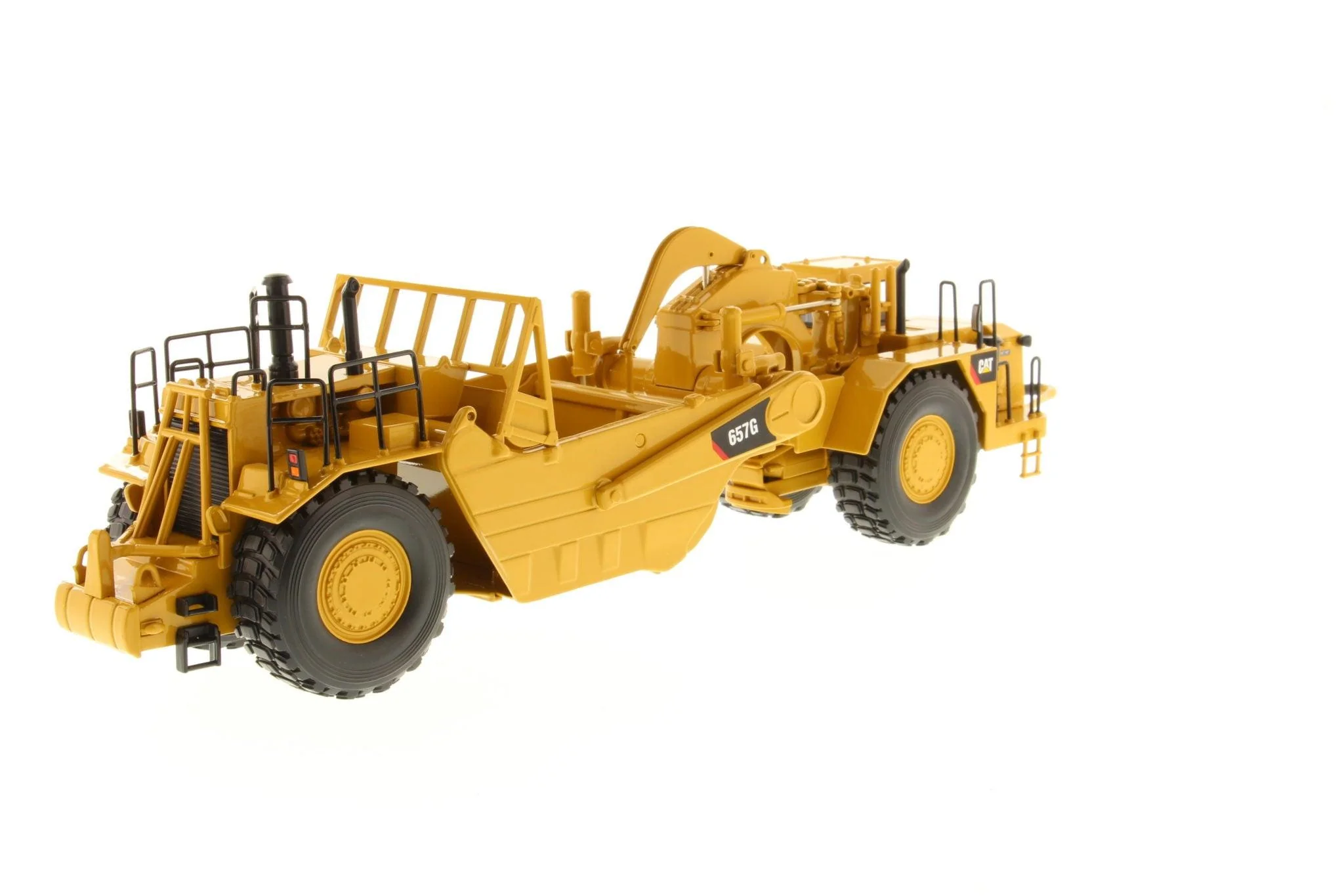 1:50 657G Core Classic Wheel Tractor Scraper - Image 2