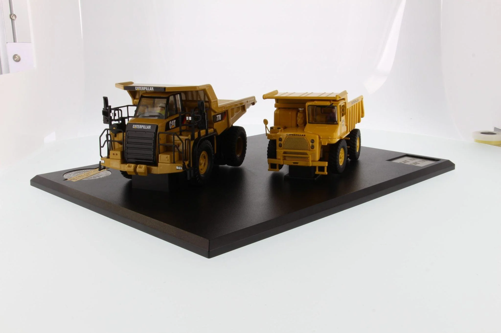 1:50 769 and 770 Off Highway Truck - Image 3