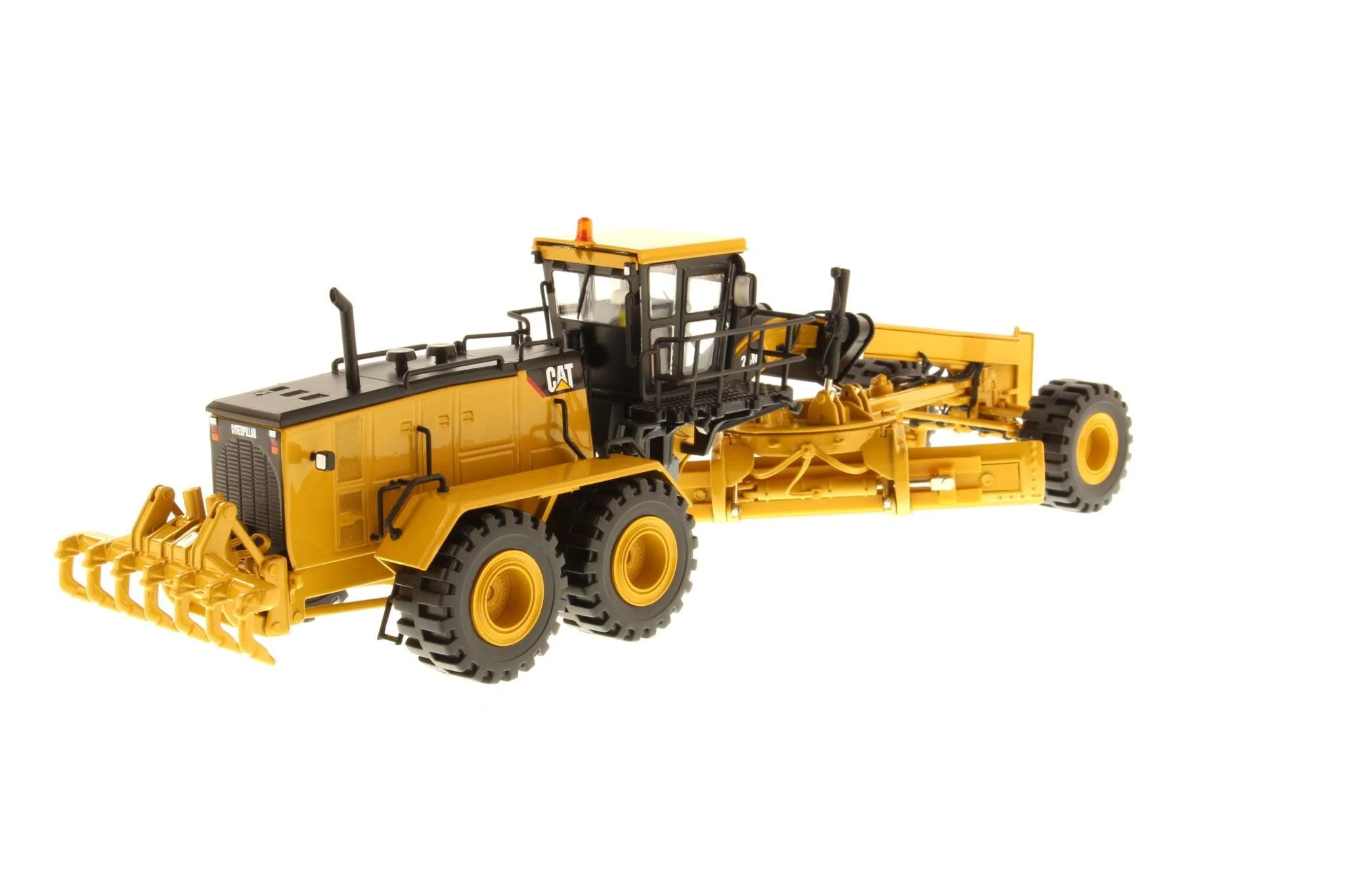 1:50 24M  Motor Grader - Image 2
