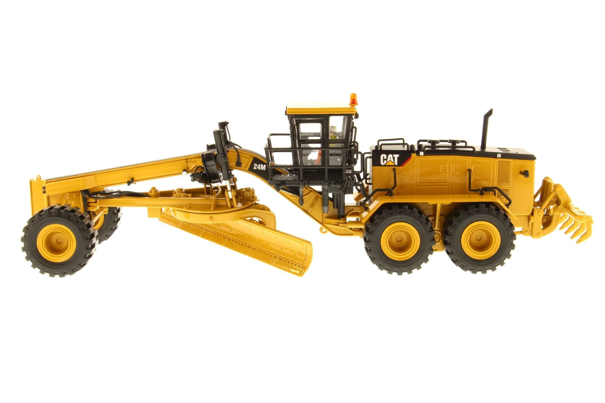 1:50 24M  Motor Grader - Image 3