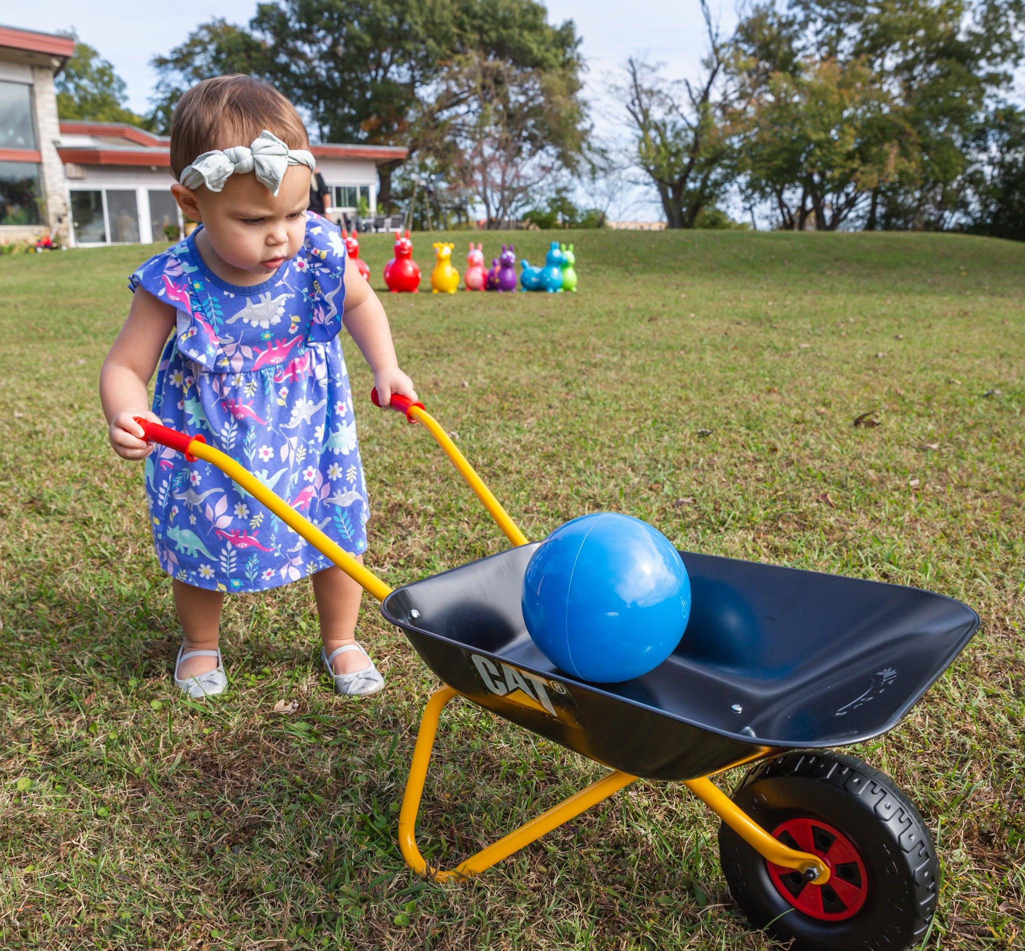 Cat® Kids Wheelbarrow - Image 3