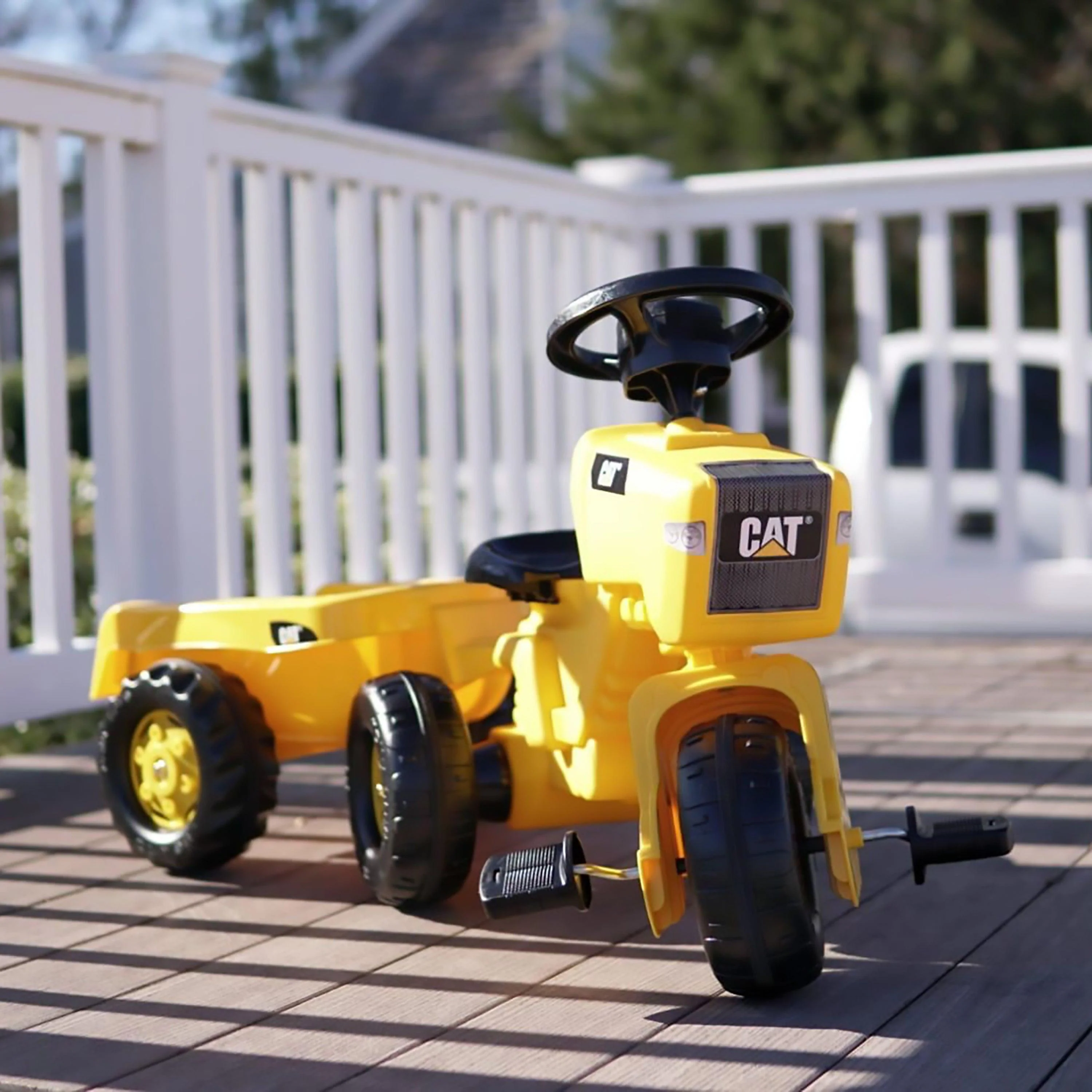 Cat® Ride-On 3 Wheel Tractor - Image 3