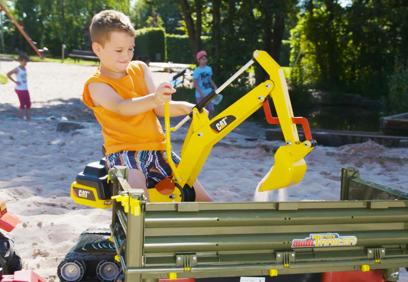 Cat® Ride-On Metal Digger - Image 4