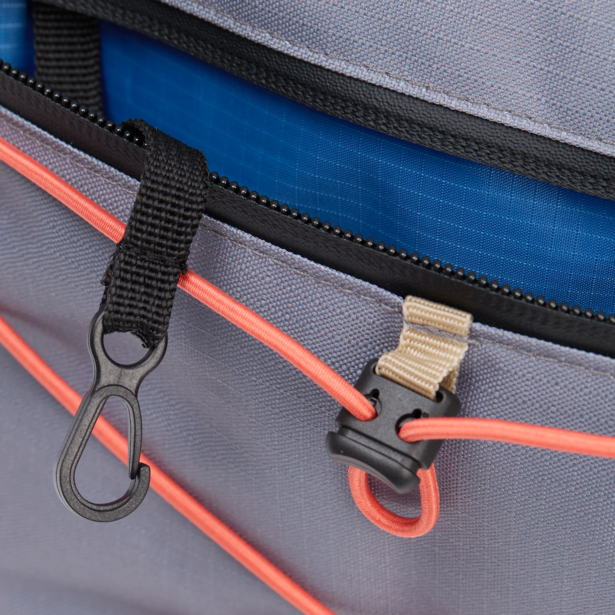 City Vibes Sling Bag - Image 4